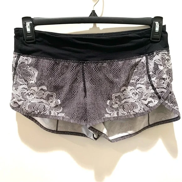 Lululemon Speed Short Florence Speed Short White Black / Black Size 6 - Picture 4 of 8